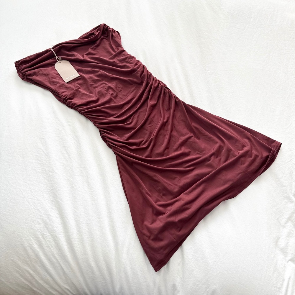 MESHKI Dakoda Slinky Off Shoulder Mini Dress Wine Size S - Picture 2 of 8